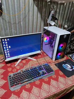 Desktop Computer 8GB AMD Ryzen 5 SSD 256GB
