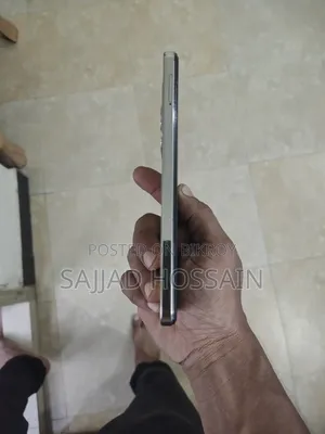 ইনফিনিক্স হট ৪০আই ১২৮ জিবি গোল্ড