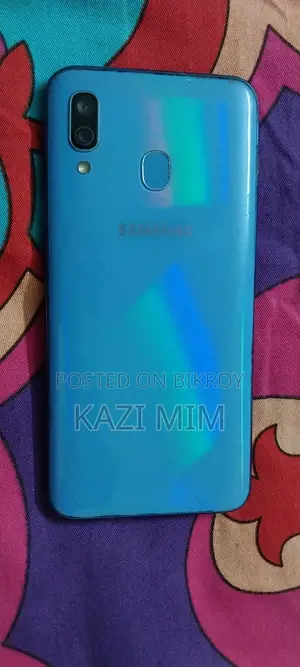 Samsung Galaxy A40 64 GB Blue