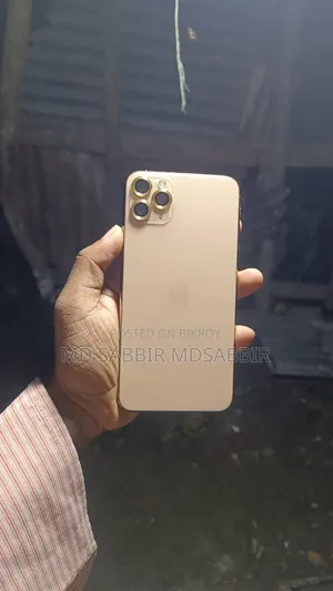 Apple iPhone 11 Pro Max 64 GB Gold