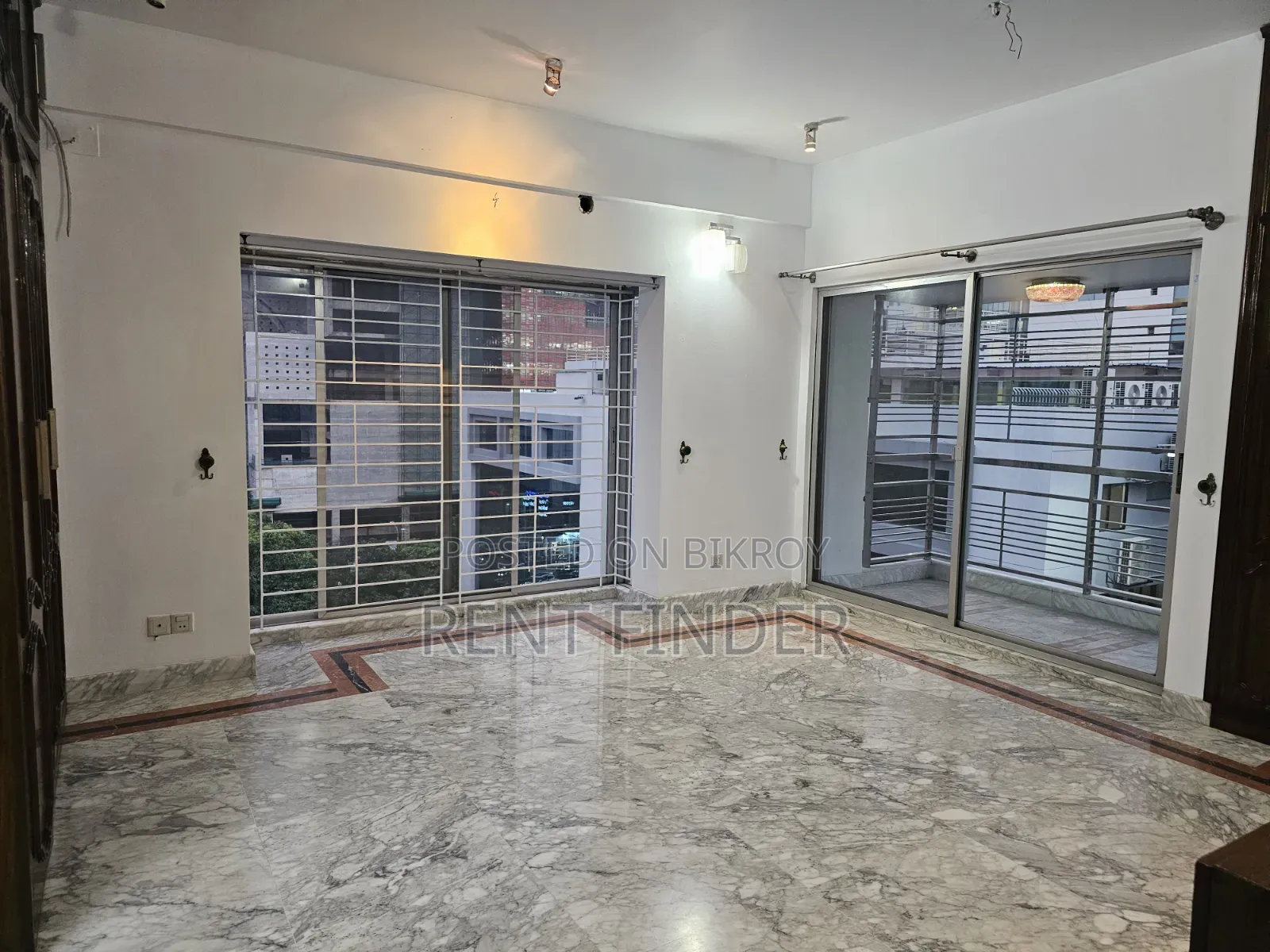 4-bedroom Apartment in Gulshan for rent