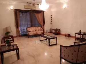 গুলশানে ভাড়ার জন্য ফার্নিশড ৩ বেডরুমের অ্যাপার্টমেন্ট