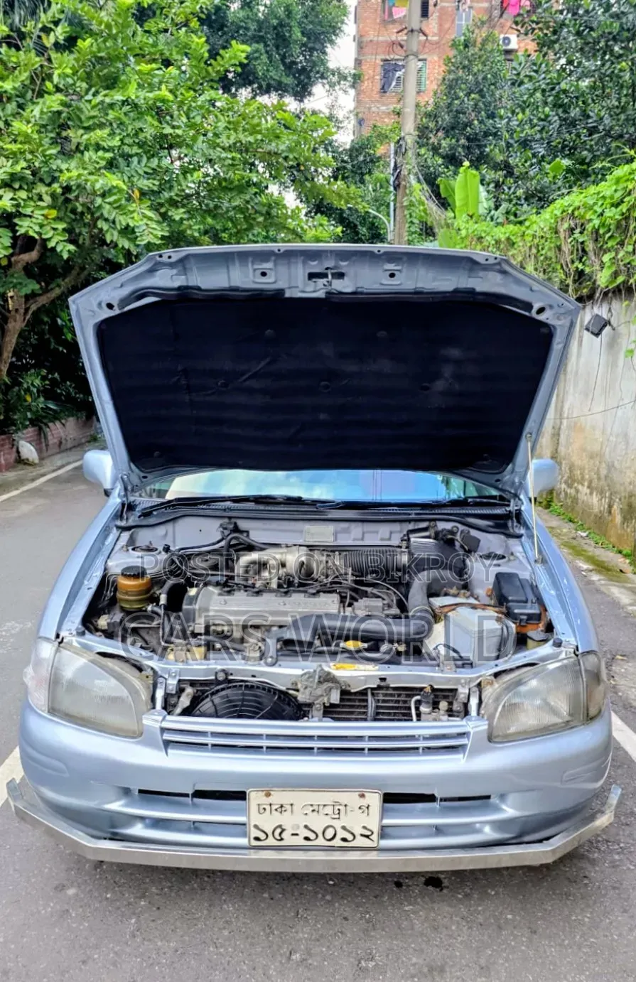 টয়োটা স্টারলেট ১৯৯৭ সিলভার