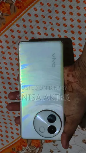 Vivo V30e 256 GB White