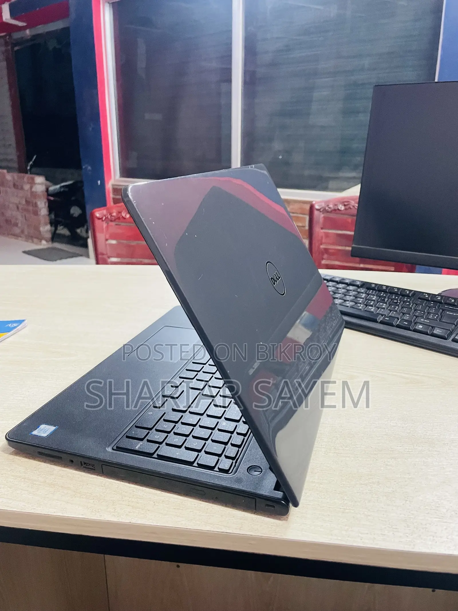Laptop Dell Inspiron 14 4GB Intel Core I3 HDD+SSD 1T