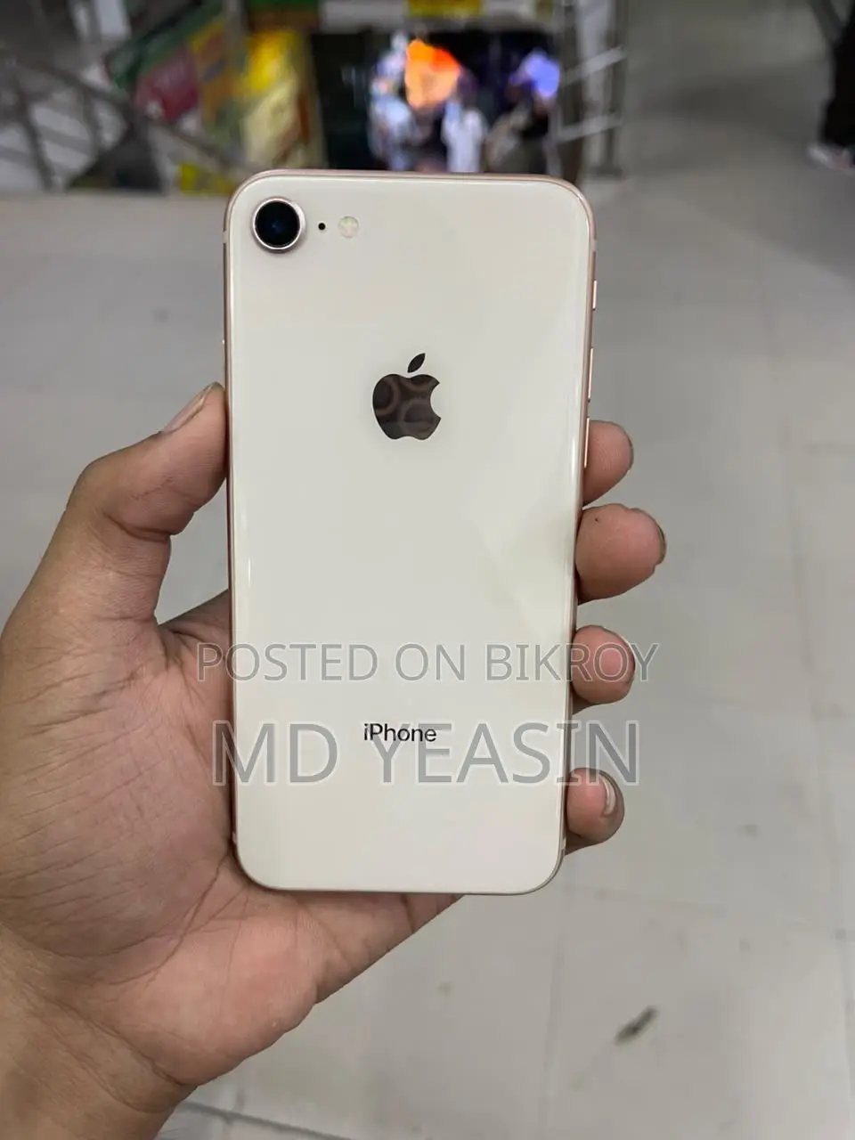 New Apple iPhone 8 64 GB Gold