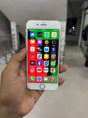 New Apple iPhone 8 64 GB Gold