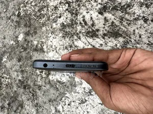 Tecno Spark 40 128 GB Black