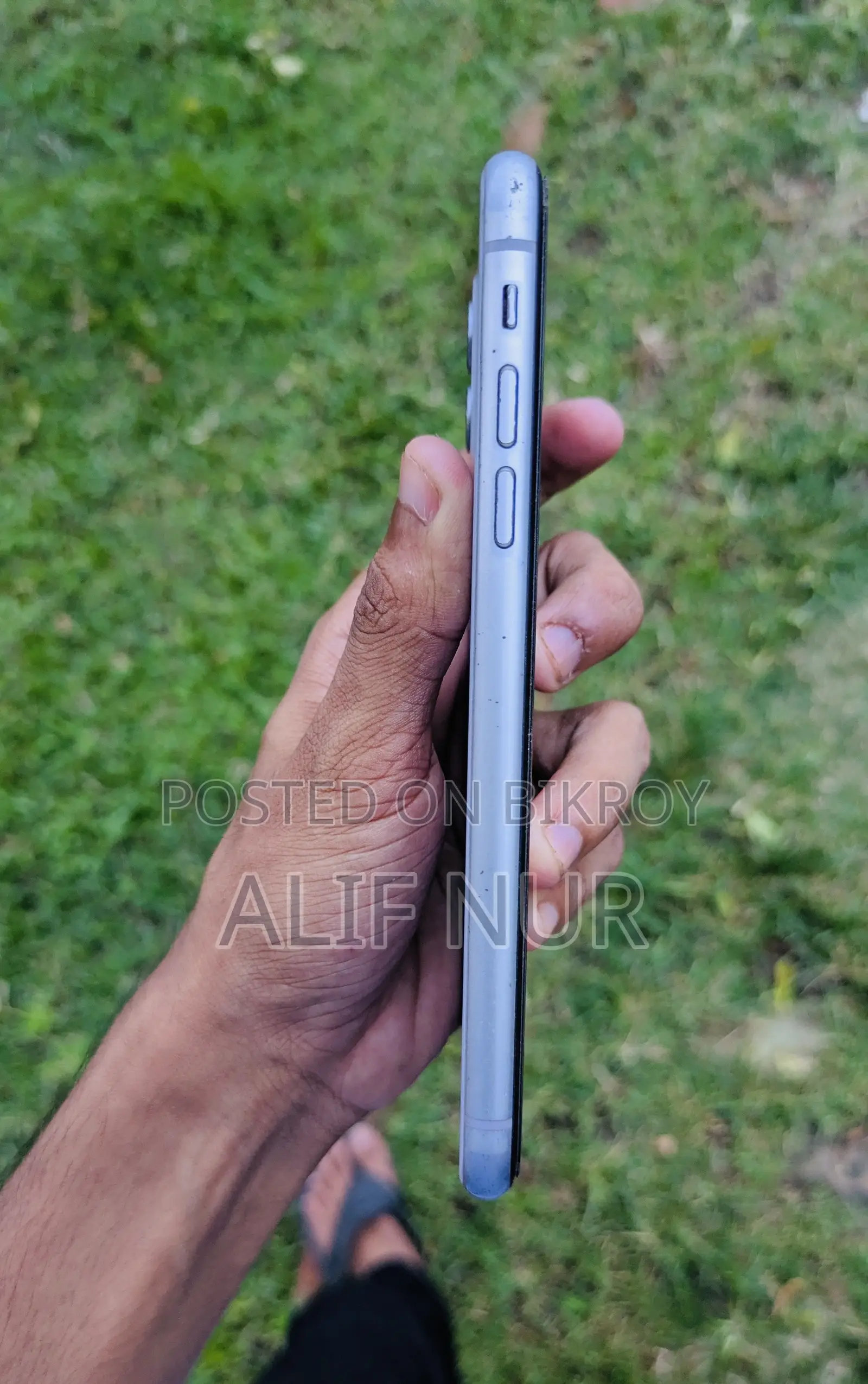অ্যাপল আইফোন ১১ ৬৪ জিবি পার্পল