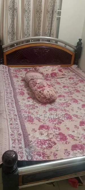 Bed 4/5 feet