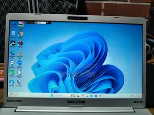 Laptop 8GB Intel Core I5 SSD 128GB