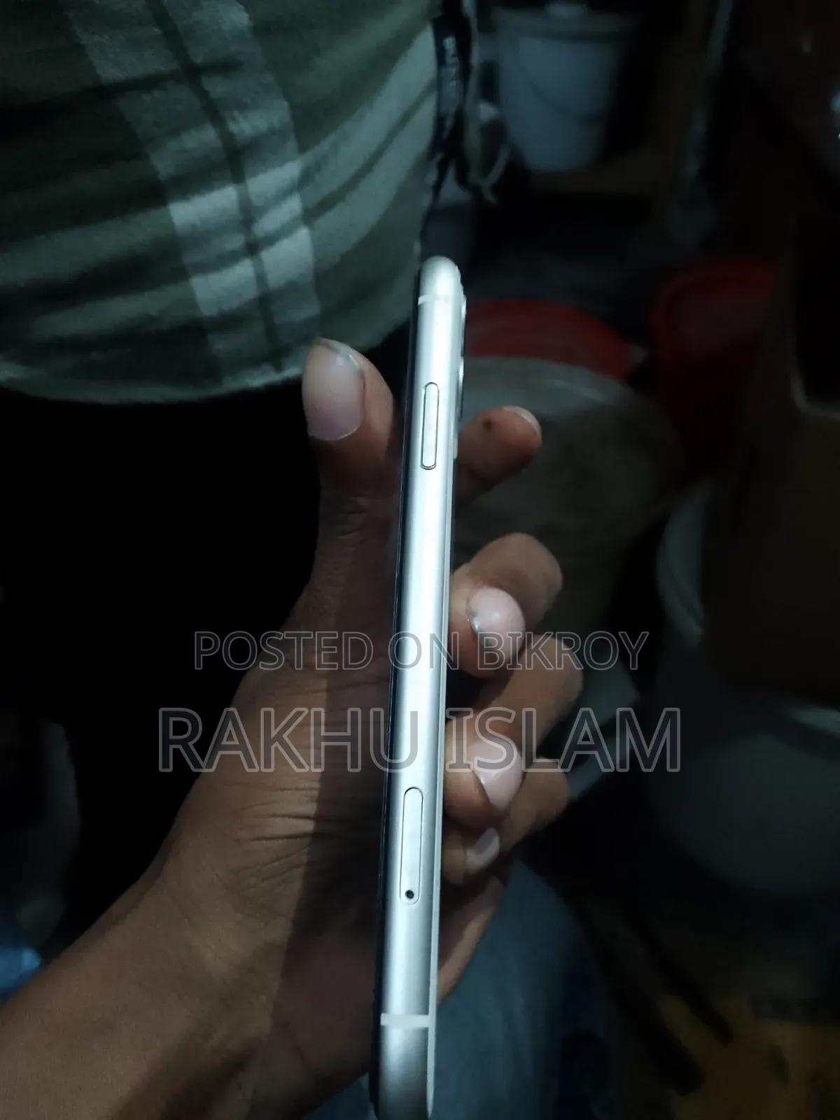 অ্যাপল আইফোন ১১ ১২৮ জিবি সাদা