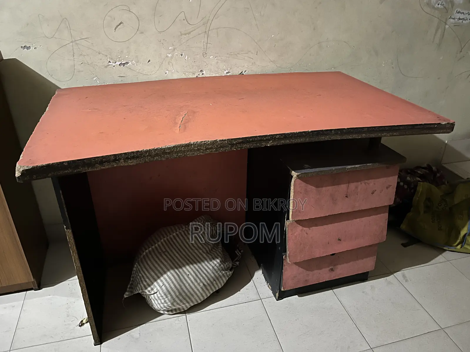 Table for sale