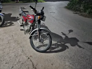 মোটরসাইকেল ২০০৯ লাল