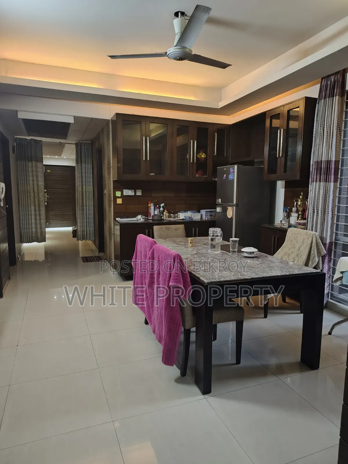 গুলশানের হোয়াইট প্রপার্টিতে ৩ বেডরুমের ফার্নিশড অ্যাপার্টমেন্ট বিক্রয়ের জন্য