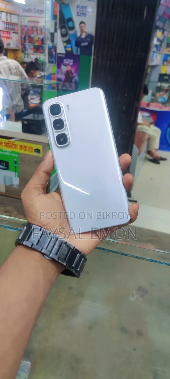 Infinix Hot 60 Pro+ 256 GB White