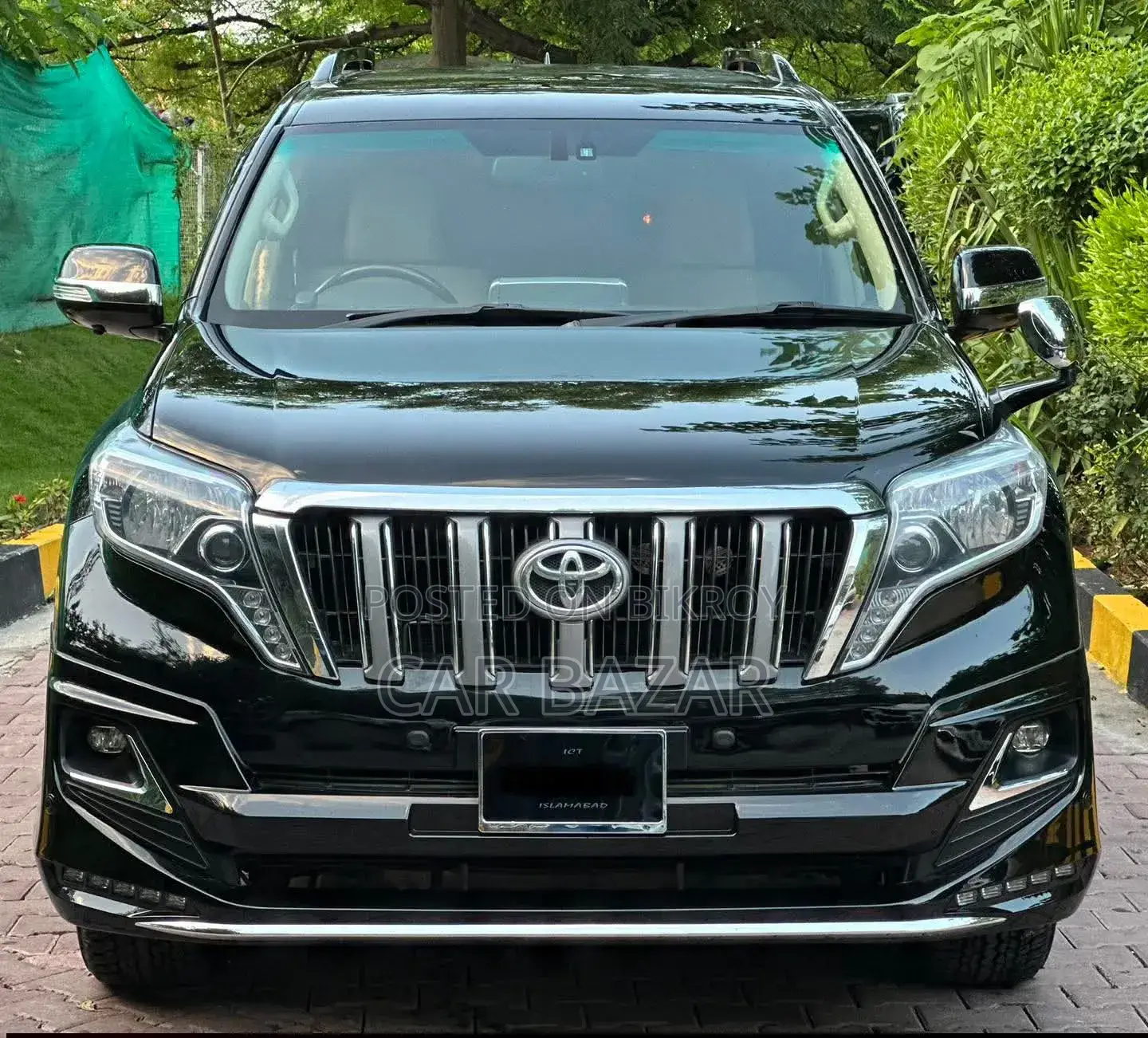 Toyota Land Cruiser Prado 2010 Black