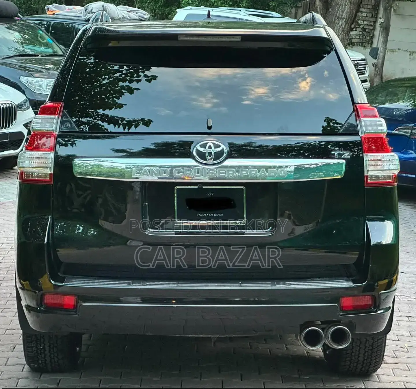 Toyota Land Cruiser Prado 2010 Black