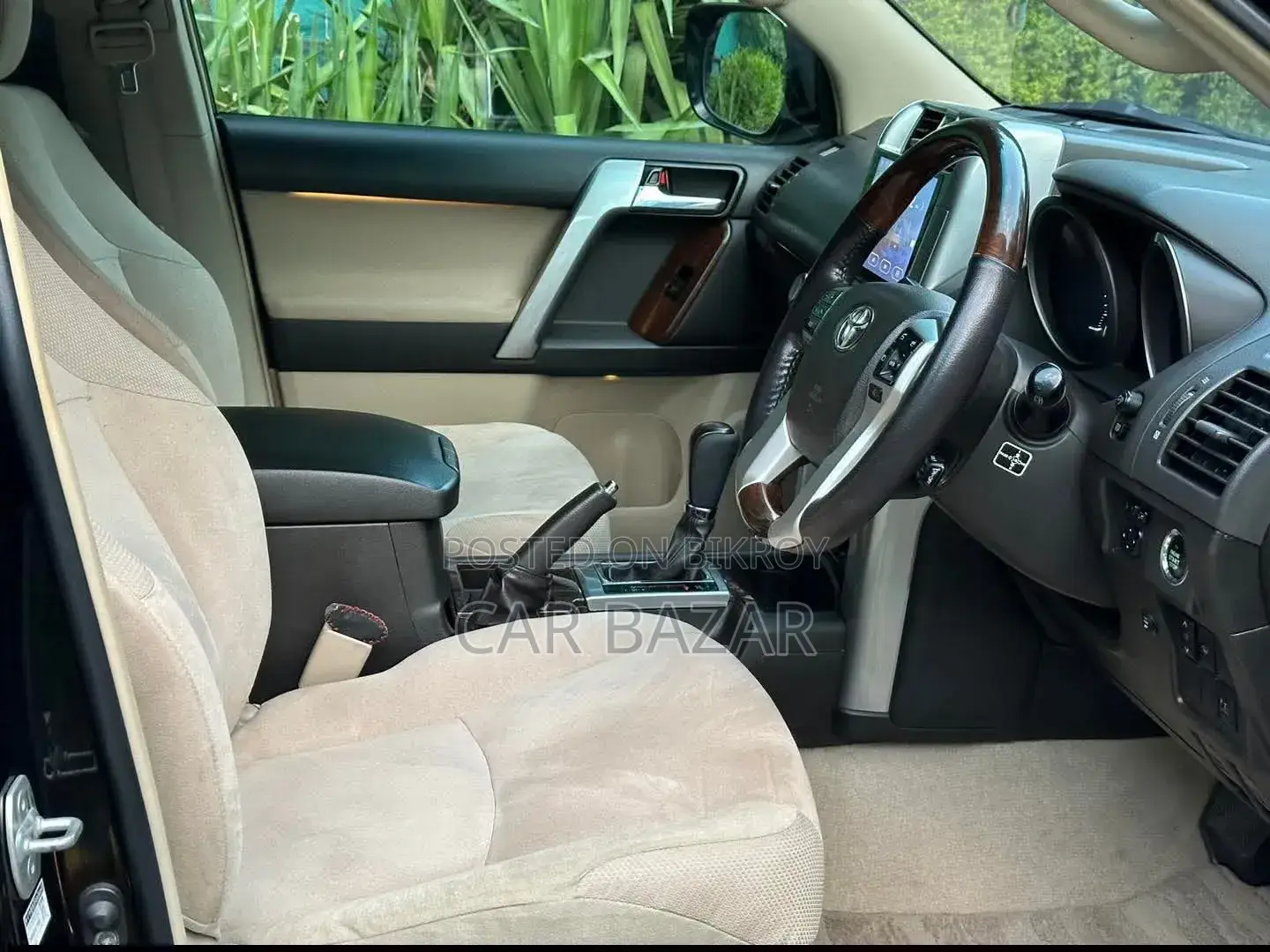 Toyota Land Cruiser Prado 2010 Black
