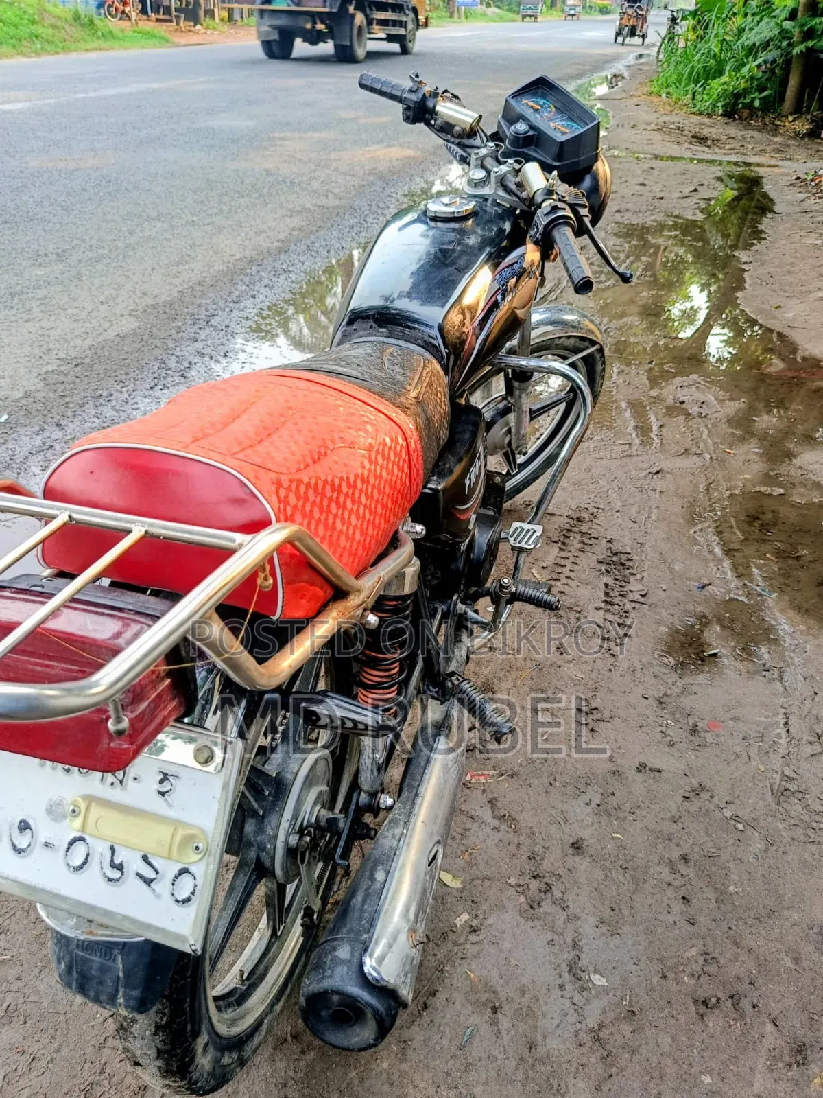 মোটরসাইকেল ২০১৮ কালো
