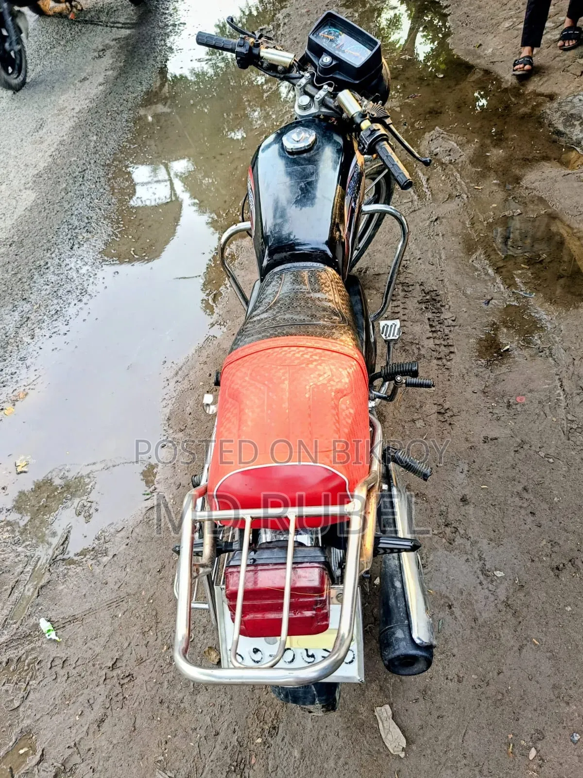 মোটরসাইকেল ২০১৮ কালো