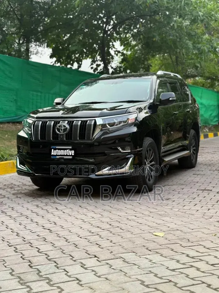 Toyota Land Cruiser Prado 2013 Black