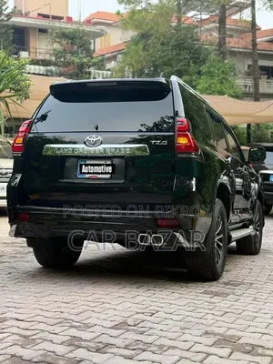 Toyota Land Cruiser Prado 2013 Black