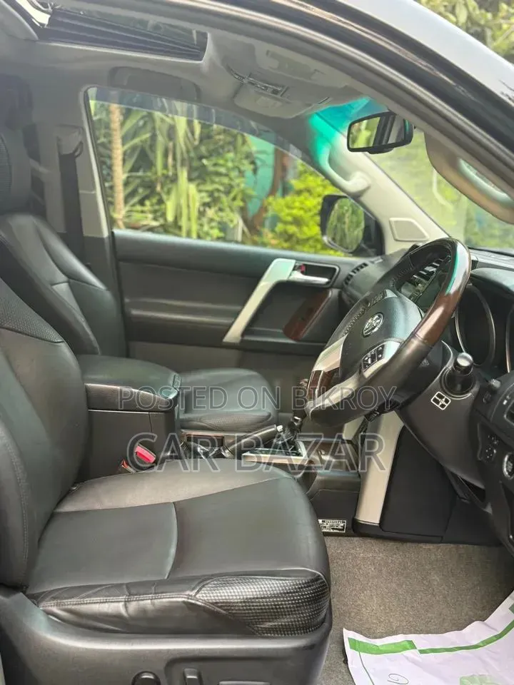 Toyota Land Cruiser Prado 2013 Black