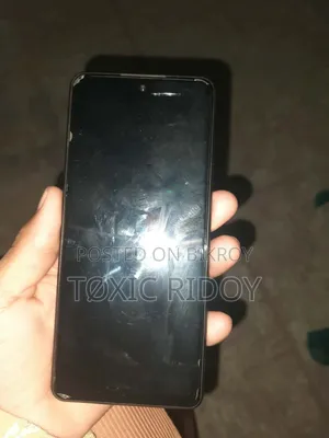 Helio 8 GB Black
