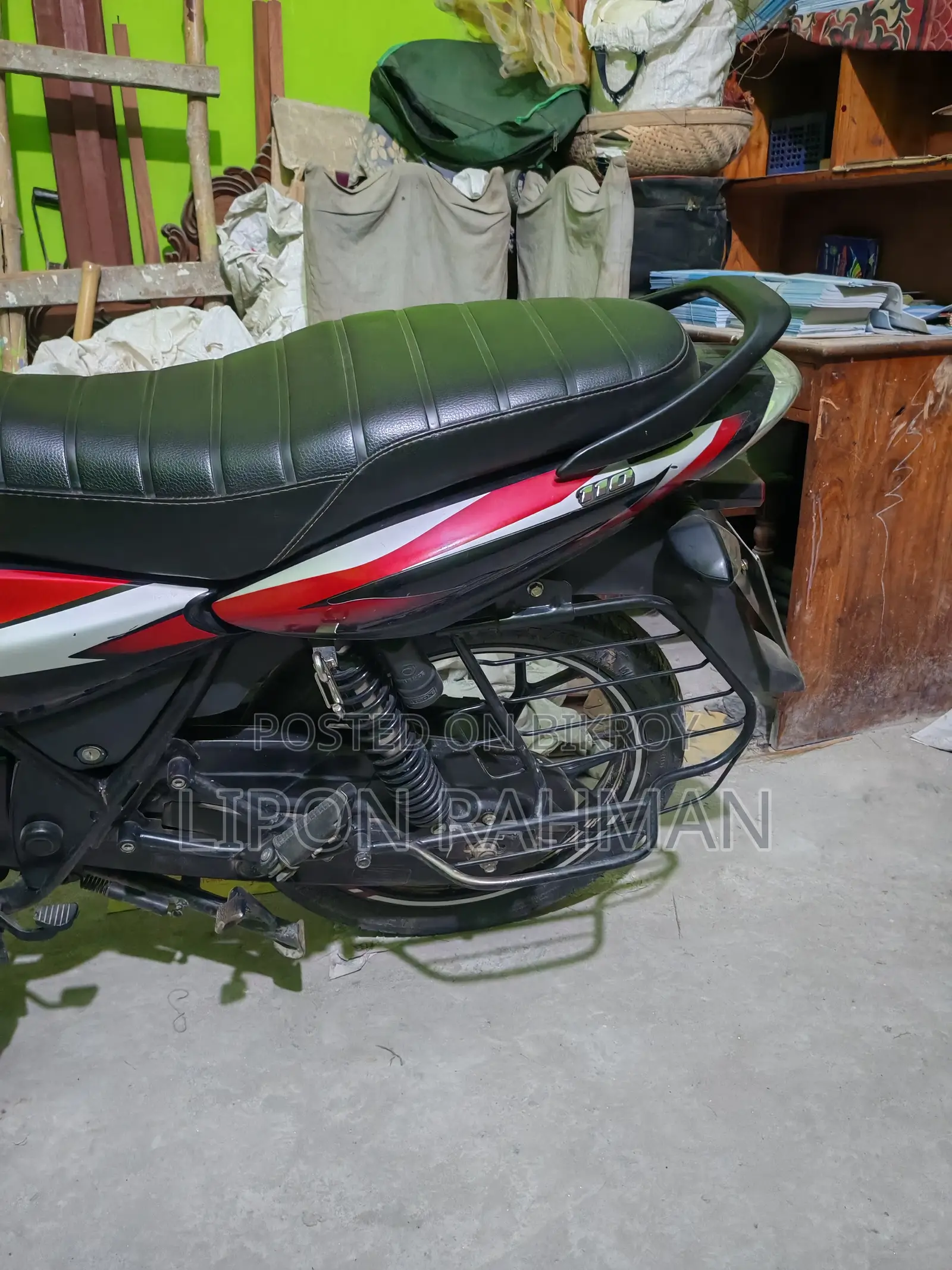 Bajaj Discover 110 2022 Red