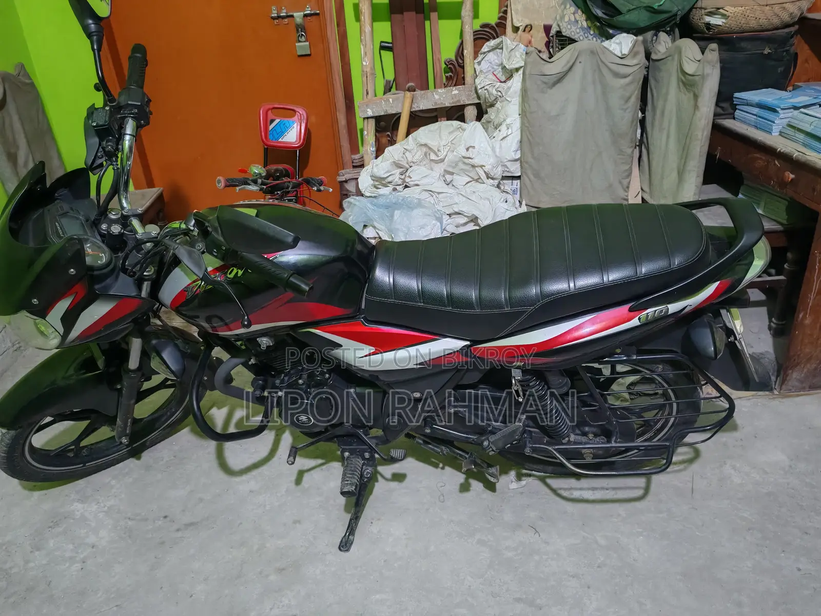 Bajaj Discover 110 2022 Red