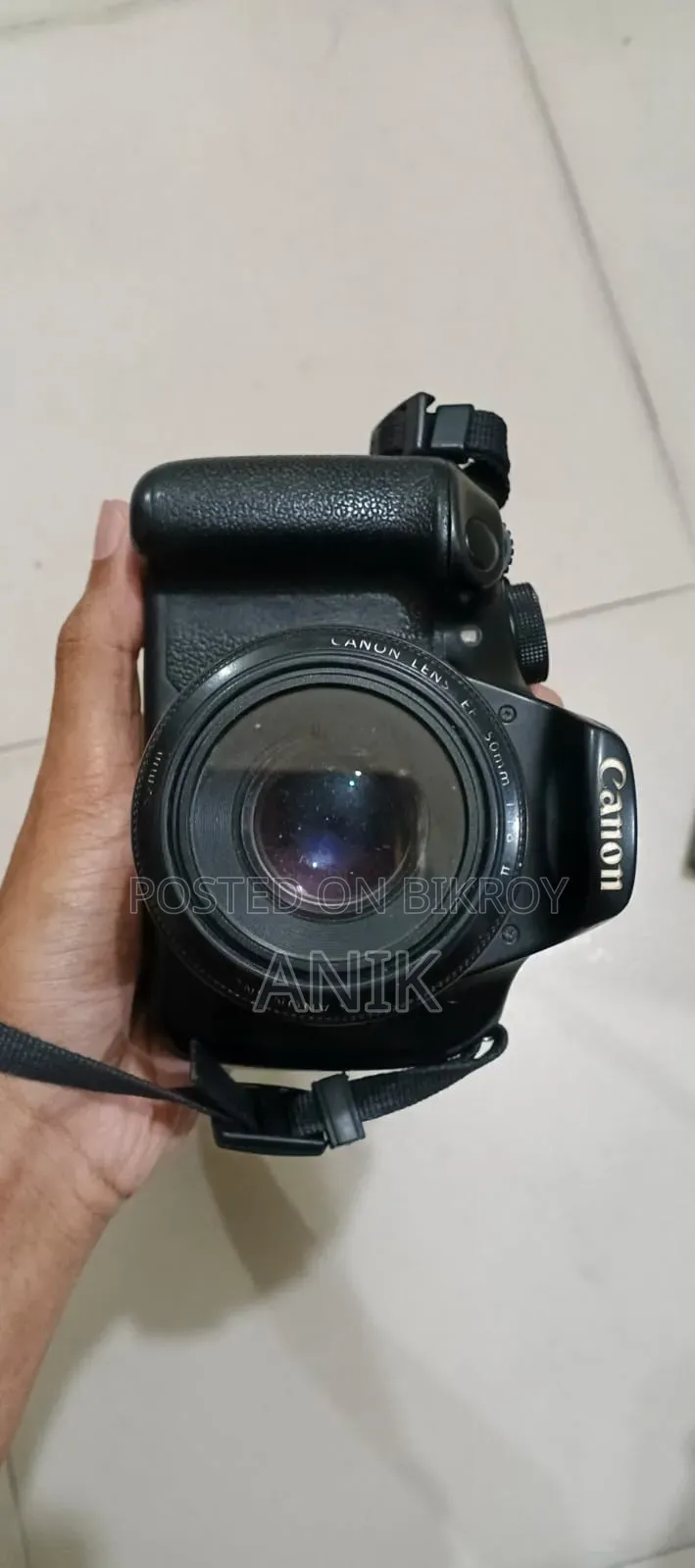 DSLR Camera