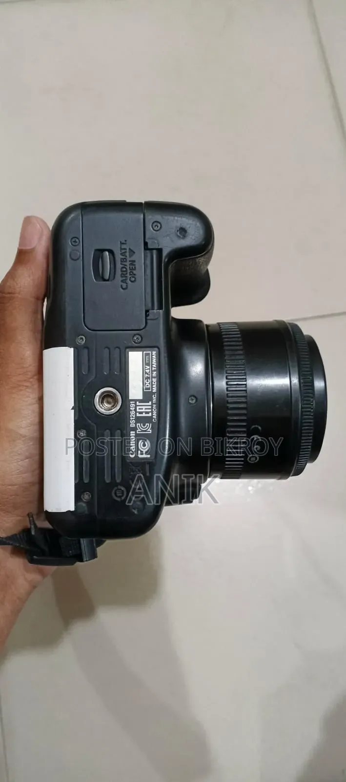 DSLR Camera