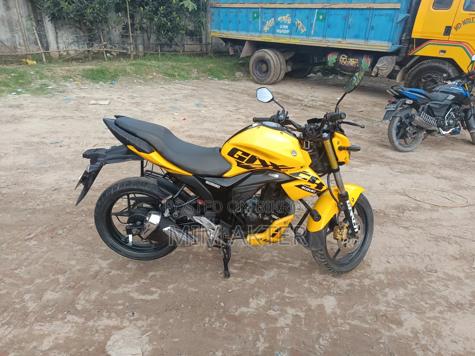 Suzuki Gixxer Monotone 2025 Yellow