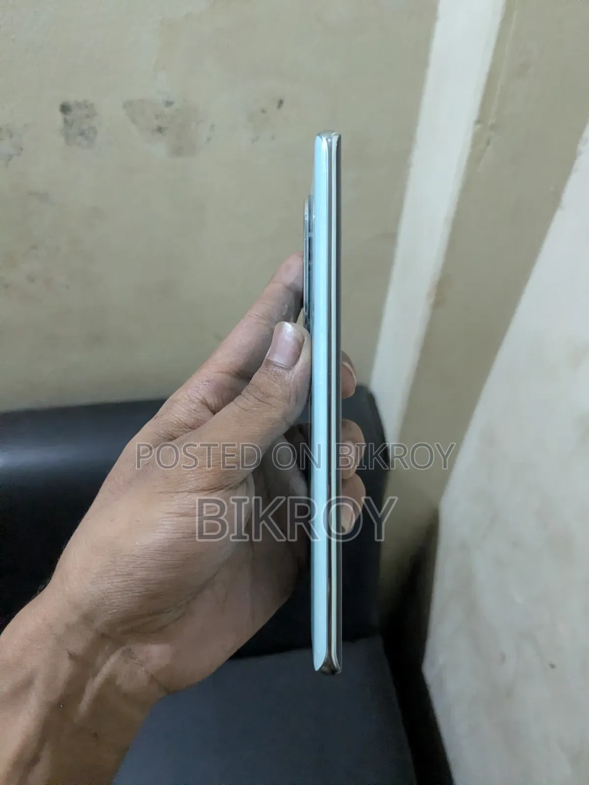 নতুন অপো রেনো১১ ৫জি ১২৮ জিবি নীল