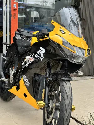 Suzuki GSX-R 2025 হলুদ