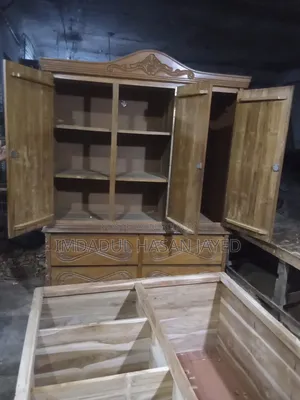 Royal Elegance: Premium Teak Wood 3-Door Wardrobe