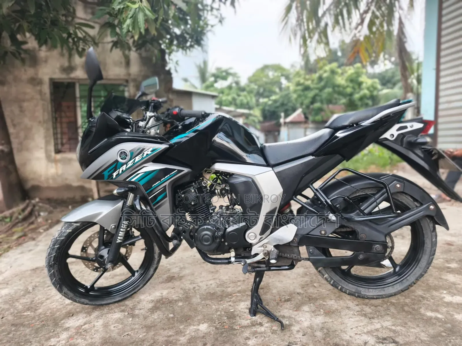 Yamaha 2019 Black
