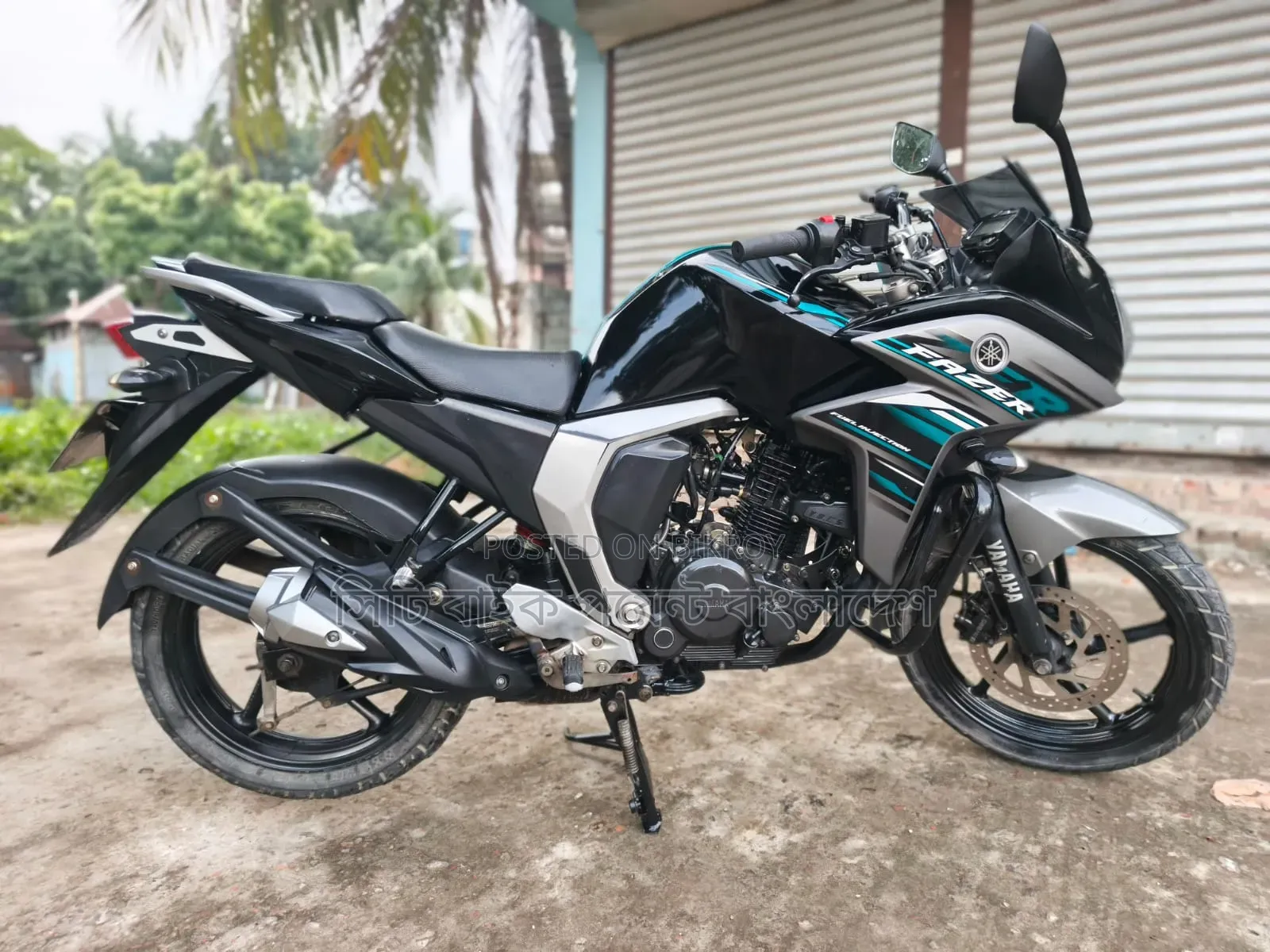 Yamaha 2019 Black