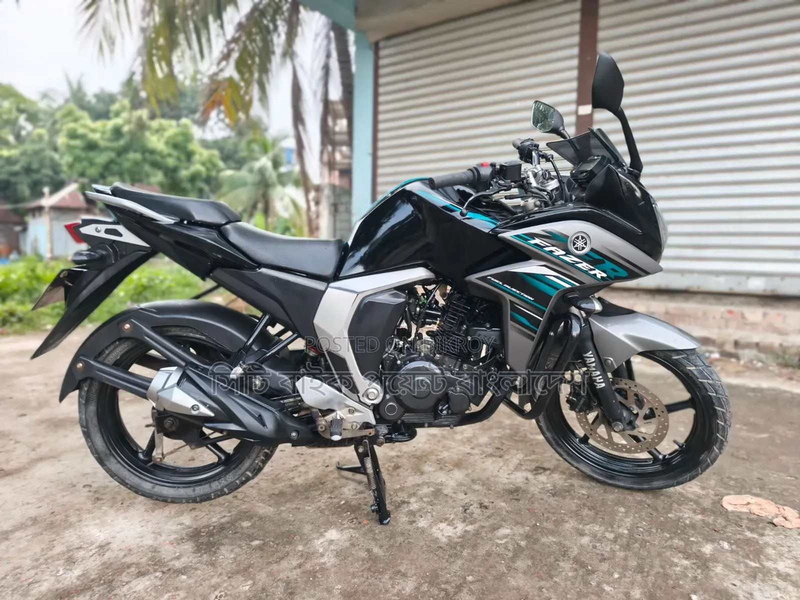 Yamaha 2019 Black