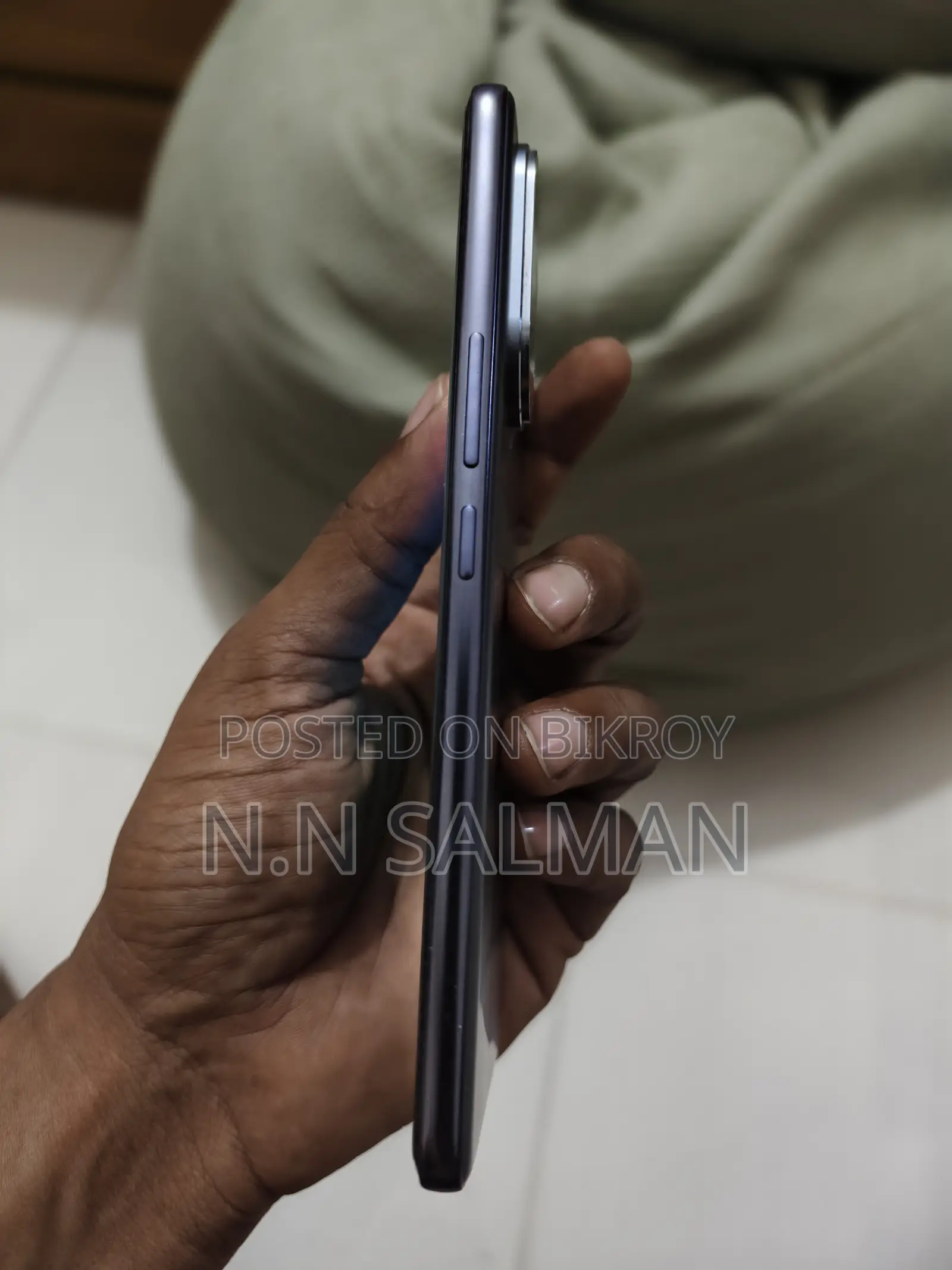 Vivo V60 ২৫৬ জিবি ধূসর