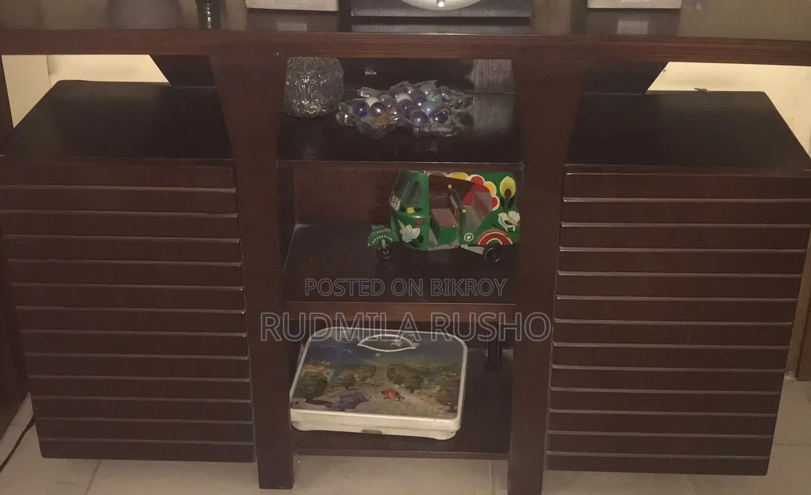 Dark Brown Wooden Tv Cabinet With Storage