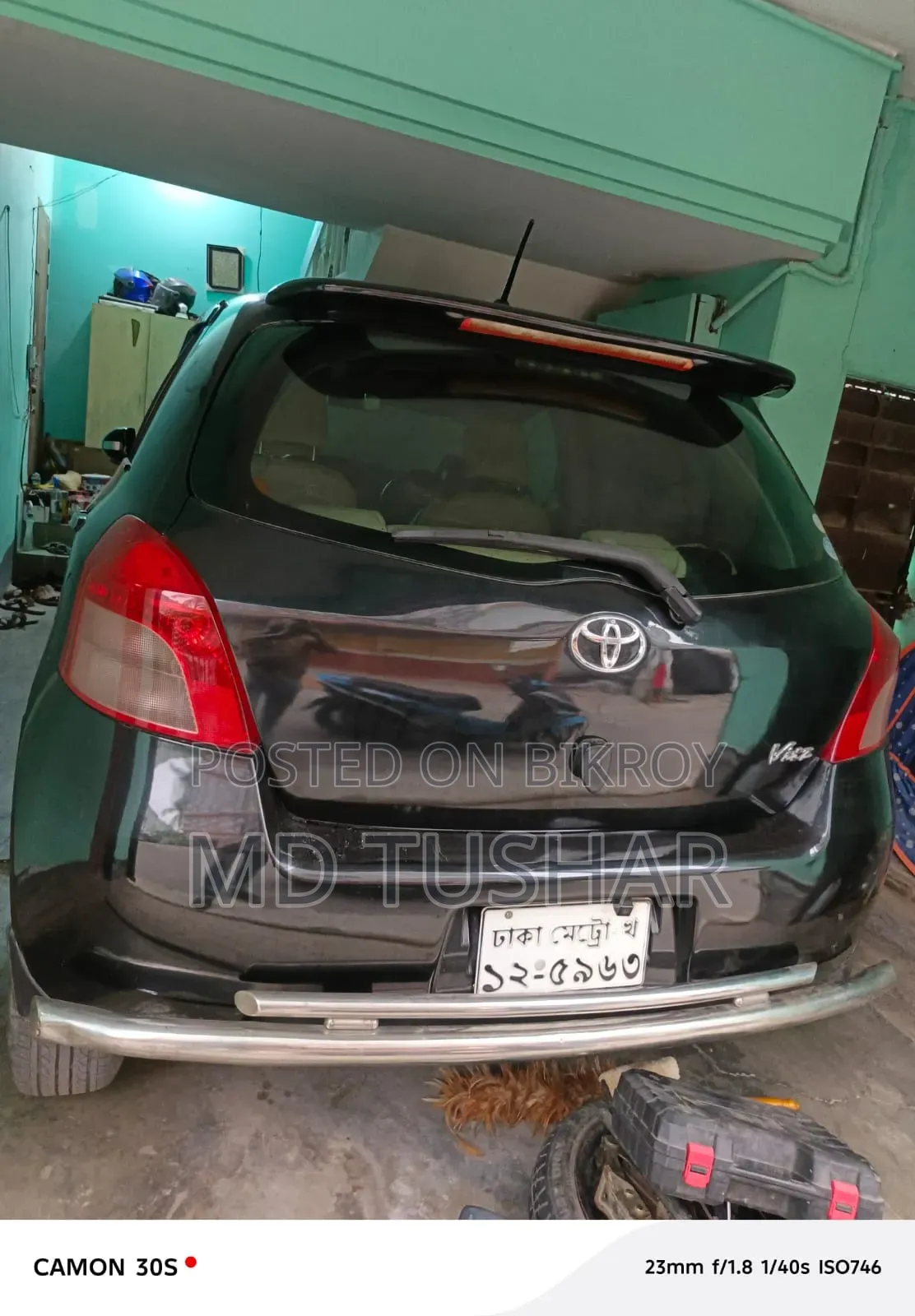 Toyota Vitz 2005 Black