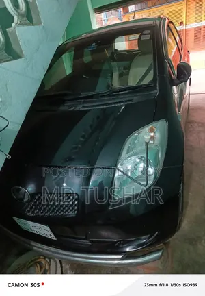 Toyota Vitz 2005 Black