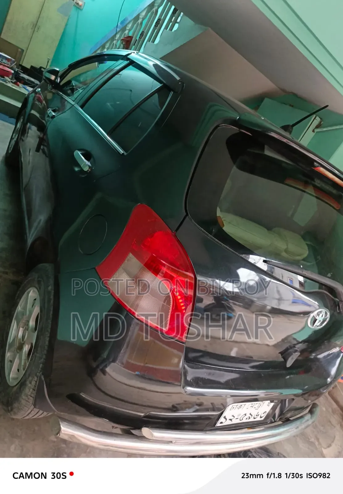 Toyota Vitz 2005 Black