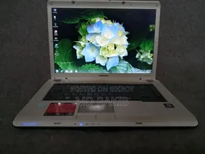 Laptop Toshiba Dynabook T552 2GB Intel Core 2 Duo HDD 320GB