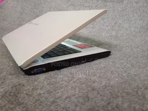 Laptop Toshiba Dynabook T552 2GB Intel Core 2 Duo HDD 320GB