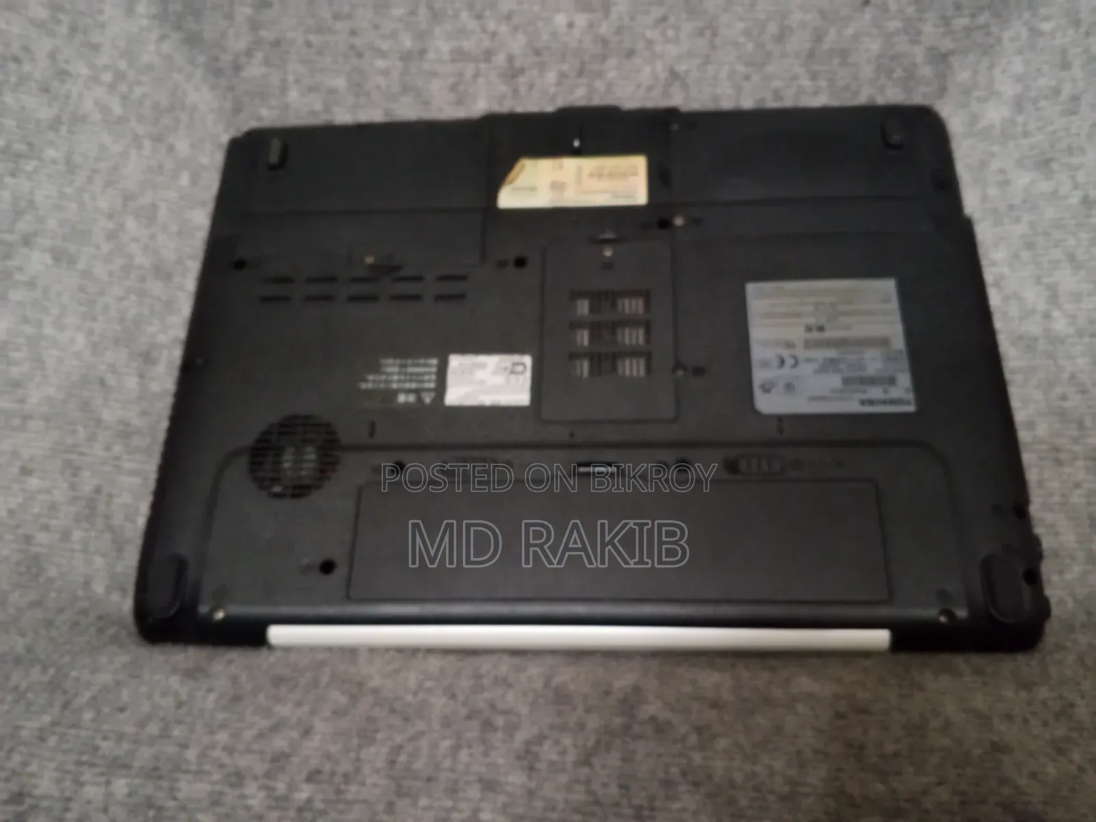 Laptop Toshiba Dynabook T552 2GB Intel Core 2 Duo HDD 320GB