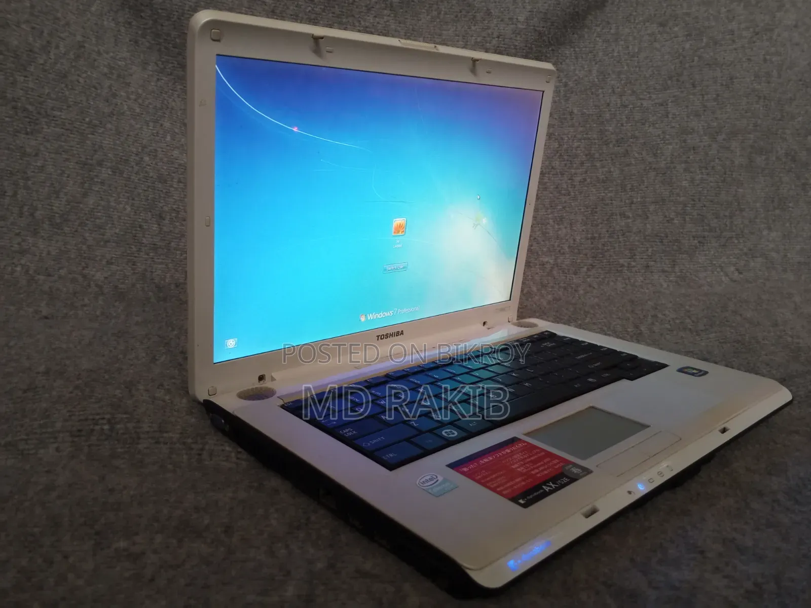 Laptop Toshiba Dynabook T552 2GB Intel Core 2 Duo HDD 320GB