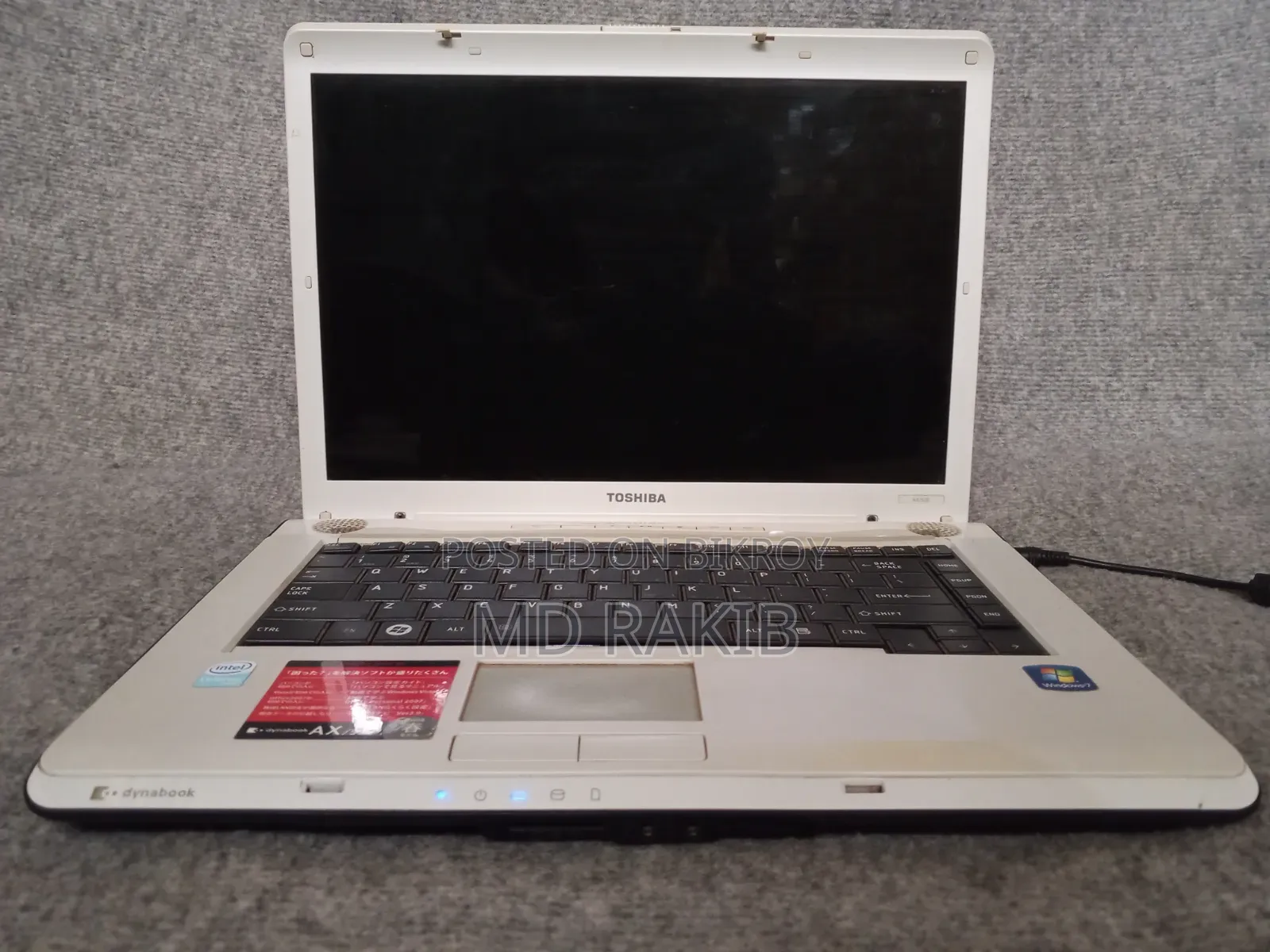 Laptop Toshiba Dynabook T552 2GB Intel Core 2 Duo HDD 320GB